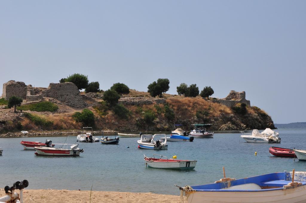 Bozelia Apartments Toroni Buitenkant foto